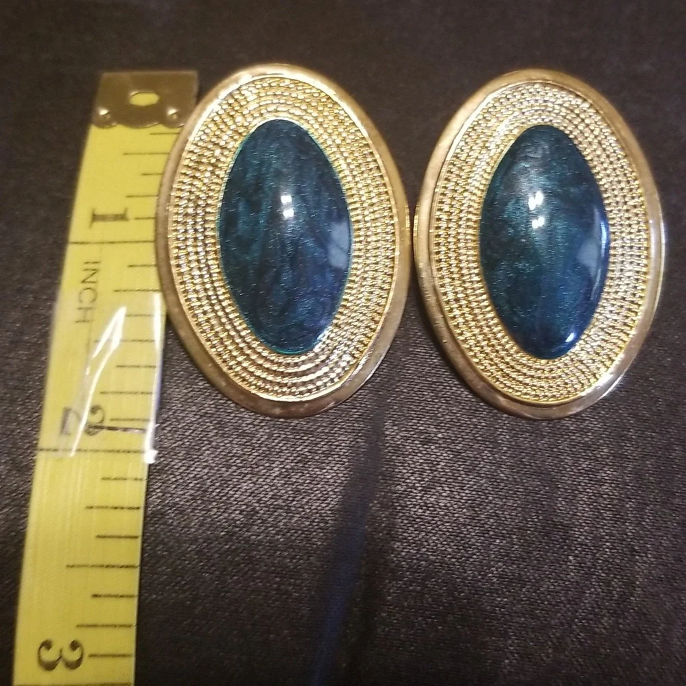 Vintage Gold Tone with Smimmery Teal and Black Center Earrings